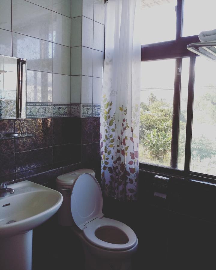 Pu Shi Homestay Yuli Eksteriør bilde